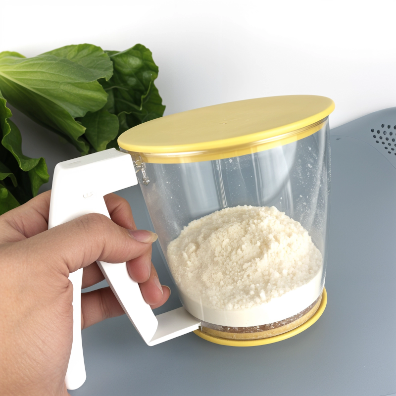 Hand held Cup Flour Sifter Strainer Powder Mesh Sieve Baking Supplies Tools with Lid NO.STG002